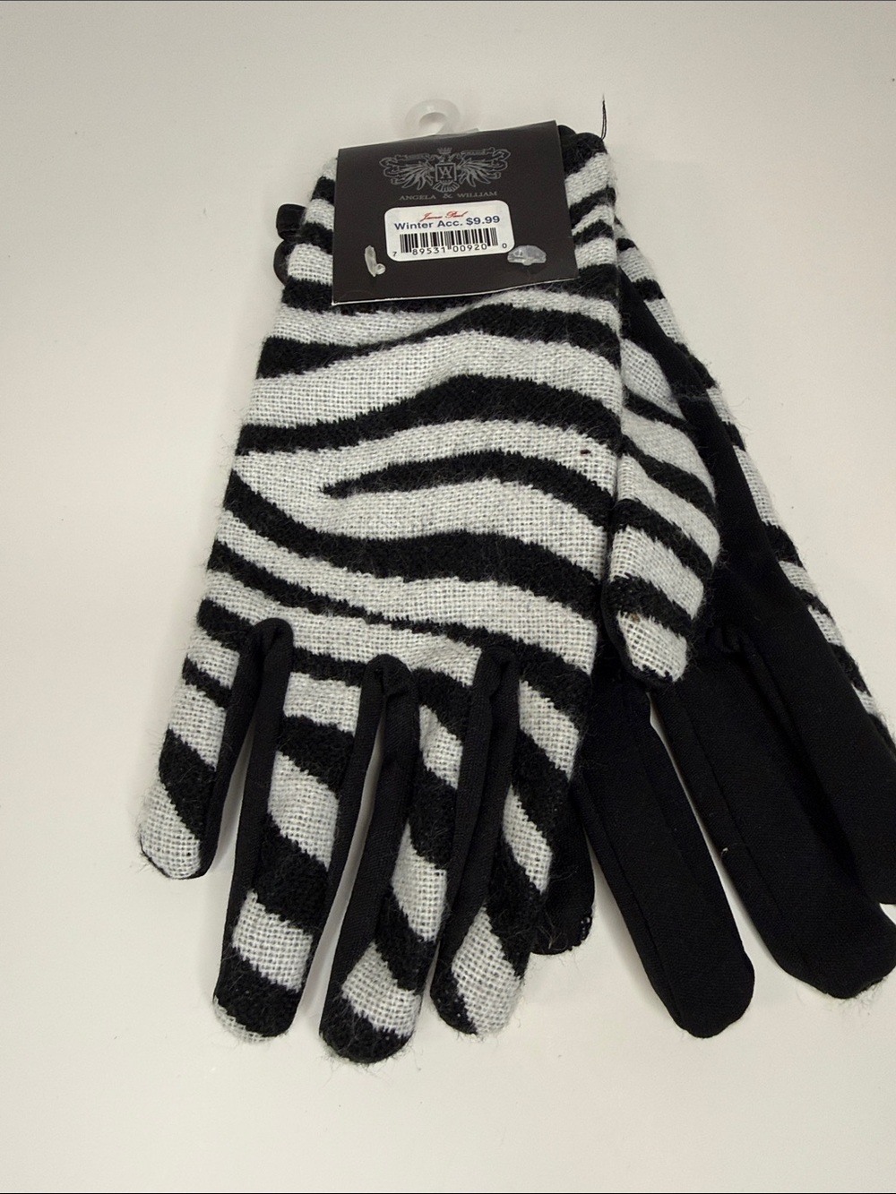 Women's  Zebra-Print Knit Gloves - Black & White